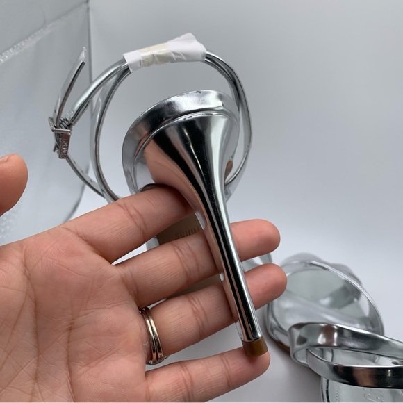 NWB Schutz Hilda 65MM Metallic Leather Sandals size 9 B women’s pumps 1118 - Picture 10 of 12